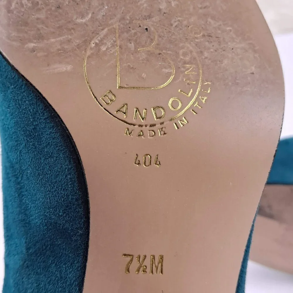 Bandolino Size 7.5M Turquoise Suede Heels Pointed Toe Made In Italy